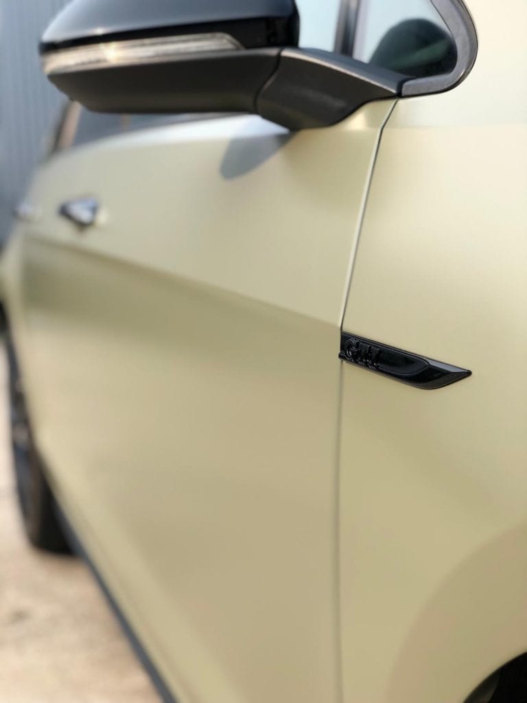 Volkswagen Golf GTI - Carwrap Kaki Green - Detail | Trim-Line Zevenbergen