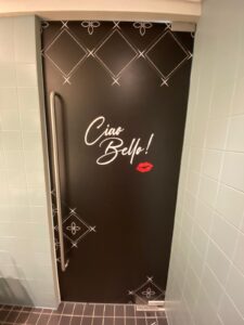Trattoria - Toiletdeuren Wrapping - Ciao Bello | Trim-Line Zevenbergen