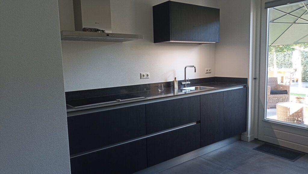 Keuken - na zwart interieurfolie | Trim-Line Zevenbergen
