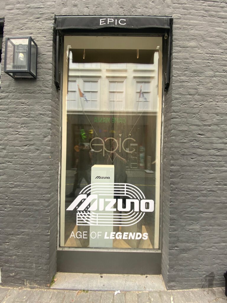 Mizuno - Breda winkel signing | Trim-Line Zevenbergen